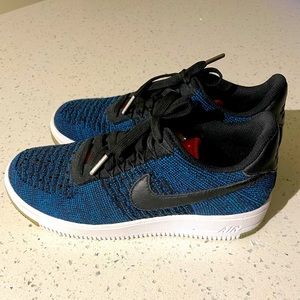 Nike Air Force 1 Flyknit Size 7.5